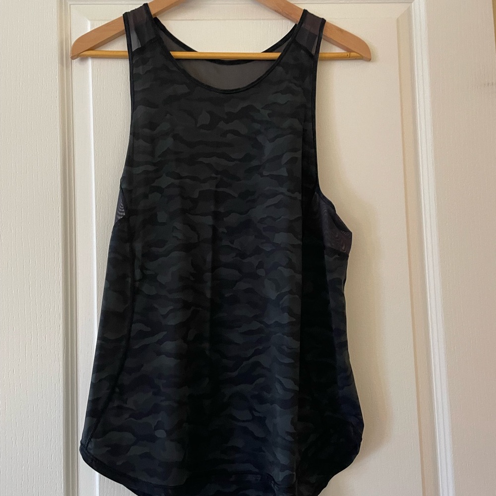 Lululemon Goal Crusher Tank black camo
